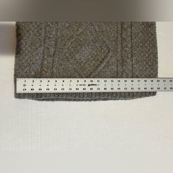 Imbabura 100% Wool Cozy Gray Cable Knit Sweater Womens Size Large - Picture 5 of 6